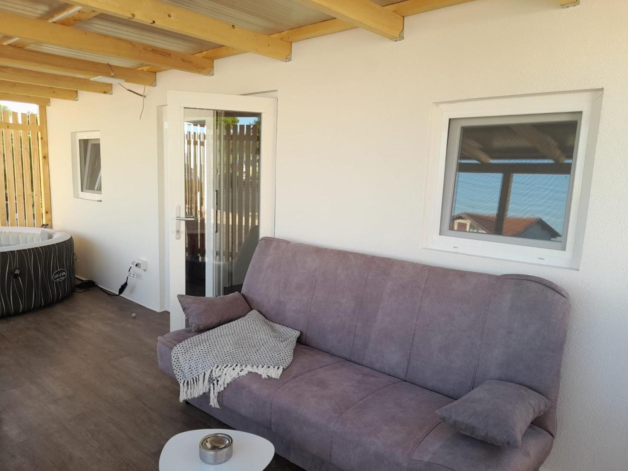 דירות סבטי פיליפ אי ג'קוב Tiny House Lily With Jacuzzi מראה חיצוני תמונה